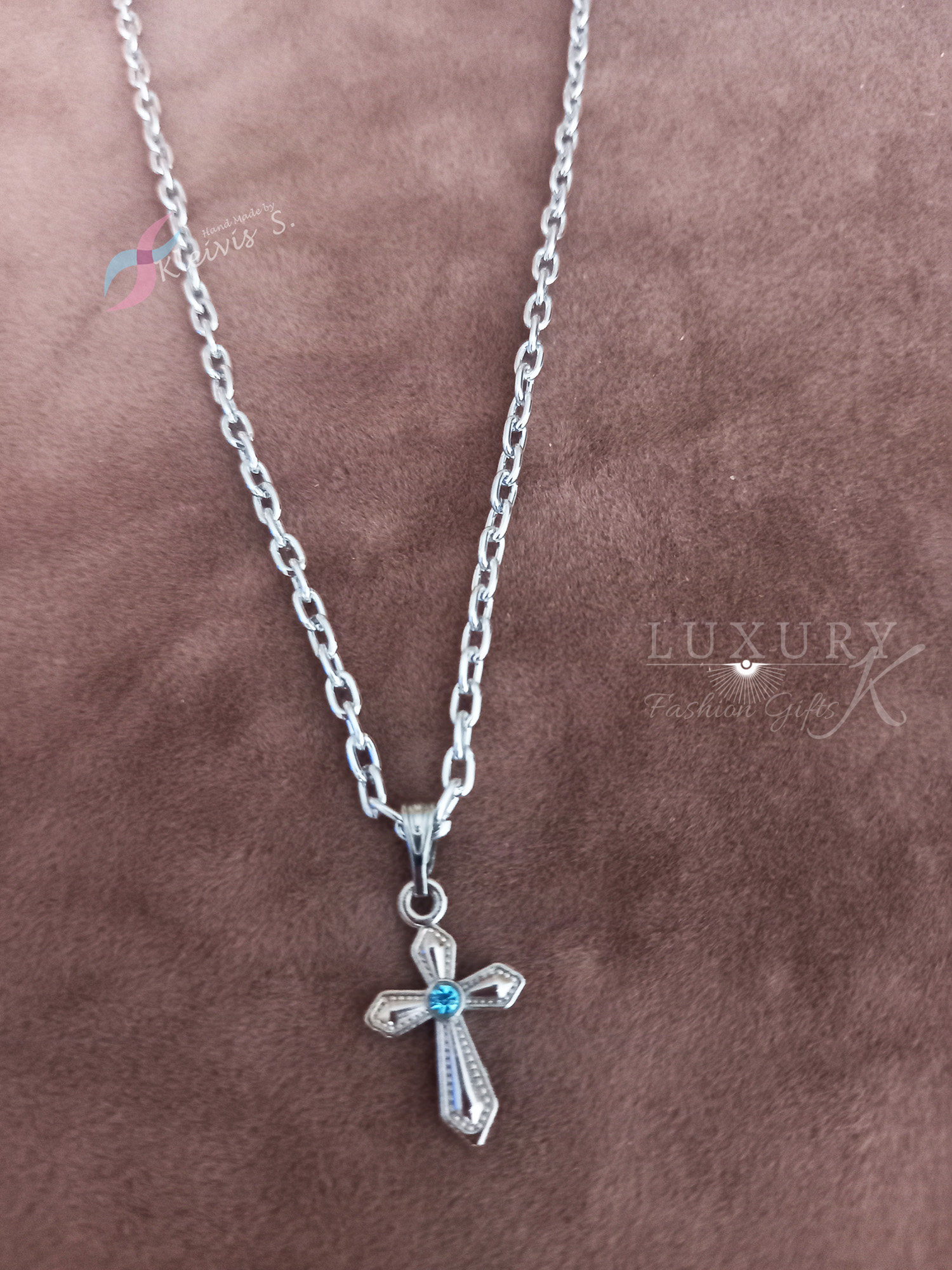 Varse me Kryq te vogël