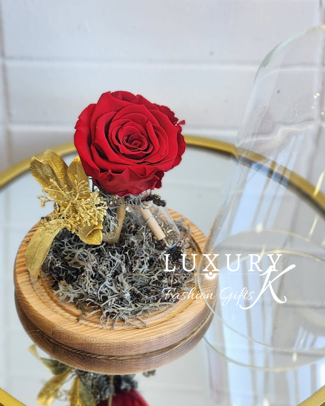 Embalmed Rose & Gold details 1