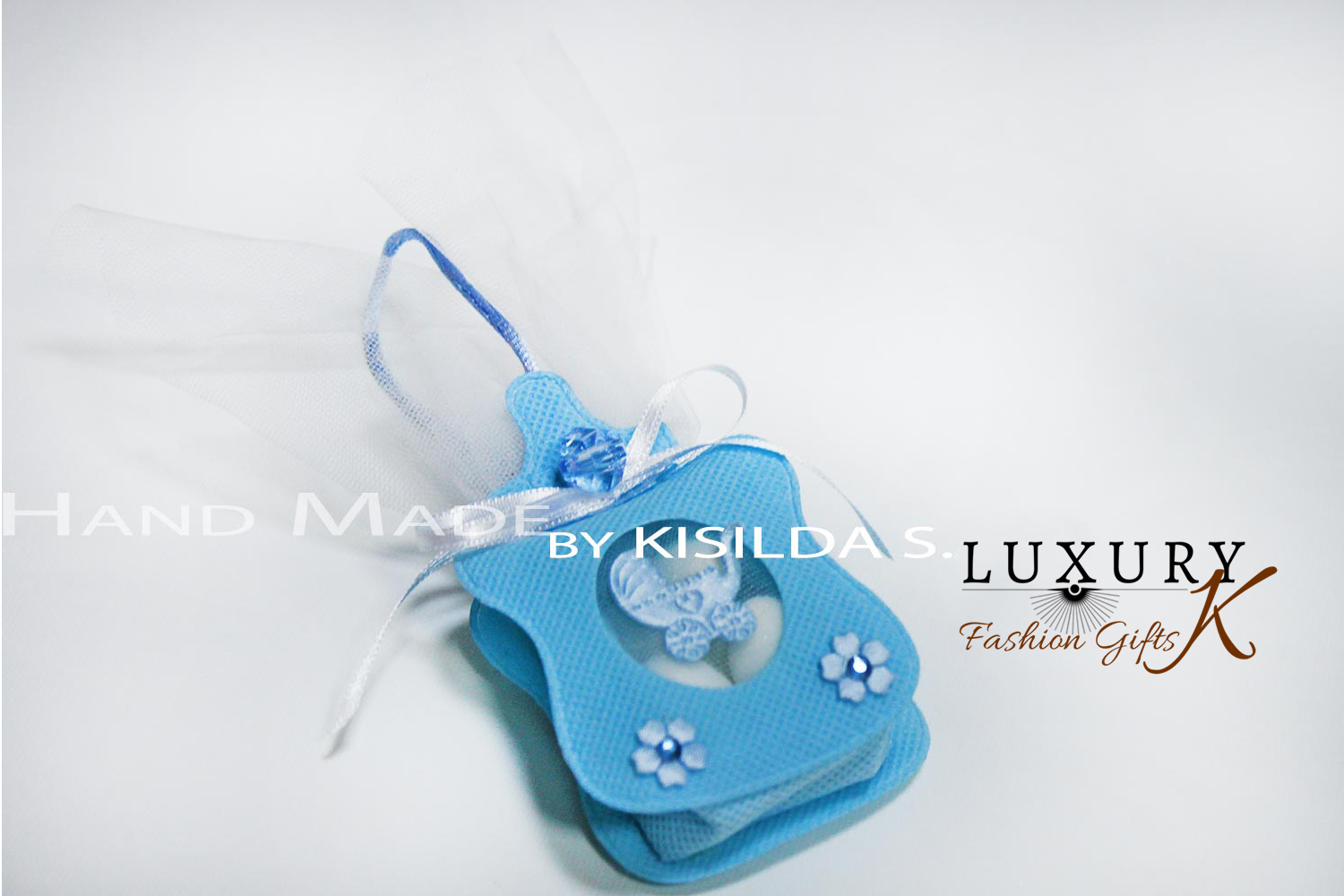 Confetti – Pacifier Piece for baby boy.